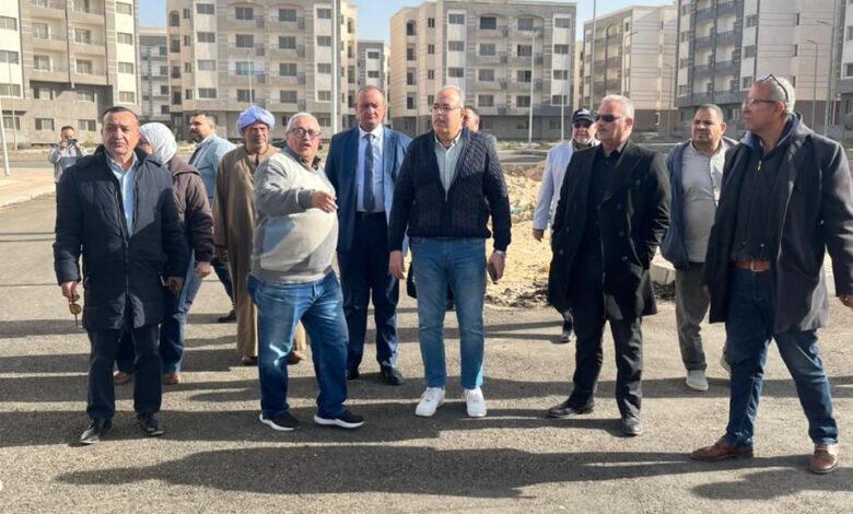 مسئولو الإسكان يتفقدون مشروع «درة العبور» وأراضٍ خدمية بالعاشر من رمضان مسئولو الإسكان يتفقدون مشروع «درة العبور» وأراضٍ خدمية بالعاشر من رمضان