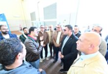 وزير الإسكان يتفقد محطة تنقية مياه الشرب بمدينة الشيخ زايد ويشدد على تكثيف الأعمال