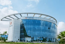 الرقابة المالية وإي فاينانس تطلقان أول شبكة مدفوعات رقمية متكاملة للقطاع المالي غير المصرفي