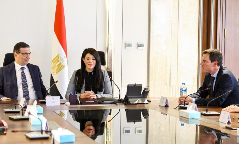 «التخطيط» توقّع مذكرة تفاهم مع «شنايدر إلكتريك» لدعم العمل المناخي وتعزيز الأمن الغذائي عبر برنامج «نُوفّي» «التخطيط» توقّع مذكرة تفاهم مع «شنايدر إلكتريك» لدعم العمل المناخي وتعزيز الأمن الغذائي عبر برنامج «نُوفّي»