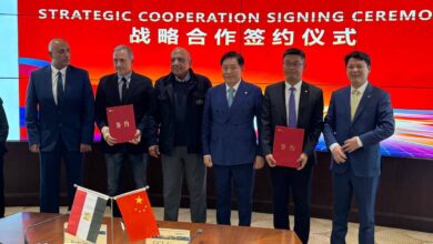 مصر توقع اتفاقية توطين صناعة الخلايا الشمسية مع الصين بمجمع صناعي بطاقة 5 جيجاوات