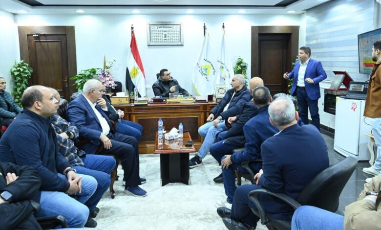 الشربيني: تكثيف العمالة وتطوير البنية التحتية للمشروعات السياحية الجديدة