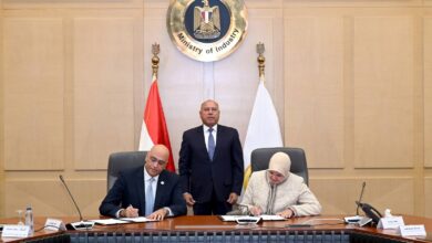 توقيع مذكرة تفاهم لتعظيم دور المشروعات الصغيرة في التنمية الصناعية وتوطين الصناعات المغذية