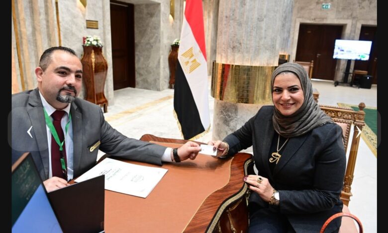 النائبة سهير كريم بعد استلام كارنيه عضوية البرلمان: سأعمل بكل أمانة لخدمة مصر وتعزيز التنمية الشاملة