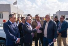 رئيس اقتصادية قناة السويس يتفقد وادي التكنولوجيا والقنطرة غرب لمتابعة مشروعات البنية التحتية والصناعة