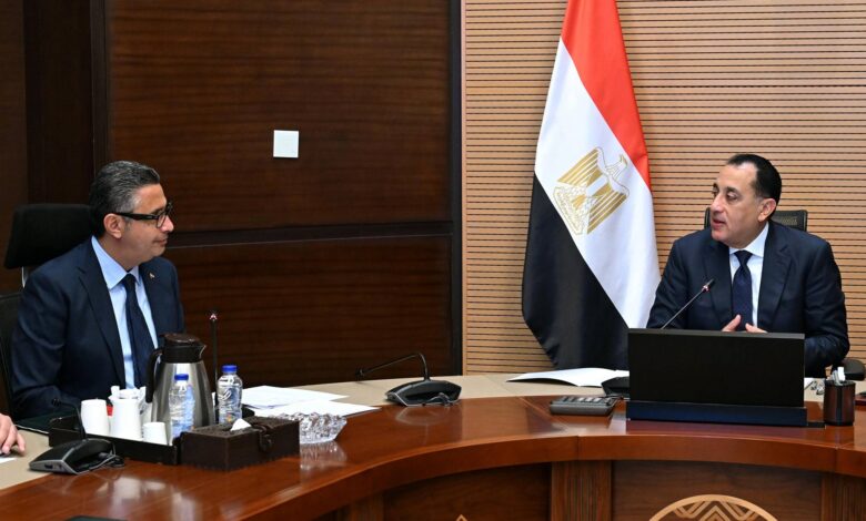 رئيس الوزراء يتابع خطة الاستعداد لشهر رمضان 2026: متابعة يومية لتوافر السلع وضبط الأسعار رئيس الوزراء يتابع خطة الاستعداد لشهر رمضان 2026: متابعة يومية لتوافر السلع وضبط الأسعار