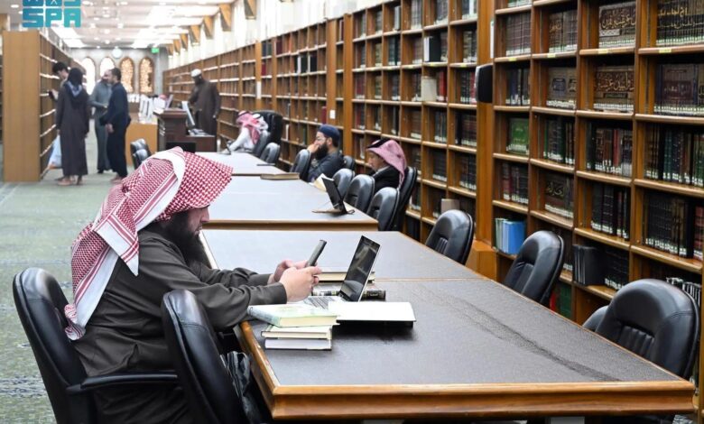 مكتبة المسجد النبوي.. رافد علمي للباحثين ووجهة مميزة لطلاب العلم والزائرين