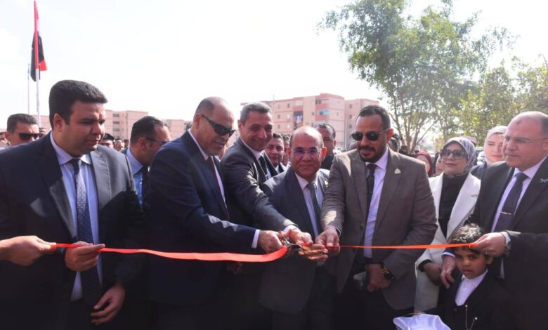 وزير العمل ومحافظ السويس يفتتحان الملتقى التوظيفي ويوفران 1700 فرصة عمل لشباب المحافظة