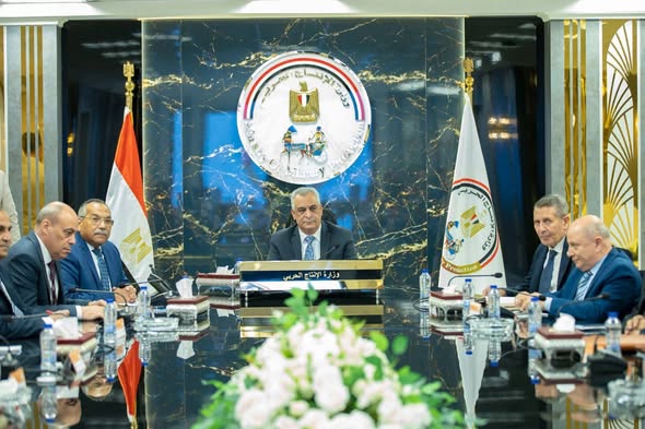 وزير الإنتاج الحربي: حريصون على استكمال مسيرة البناء والاستمرار في توفير مطالب قواتنا المسلحة