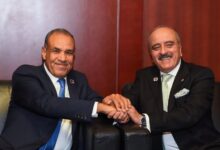 وزير الخارجية يلتقي نظيره التونسي لتعزيز العلاقات الثنائية