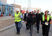 وزير الكهرباء يتفقد محطة الربط المصري السعودي العملاقة