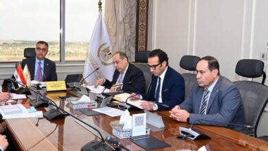 مد ساعات العمل وزيادة الاستعاضات للتجار.. “التموين” تصدر حزمة تيسيرات جديدة لصرف المنحة مد ساعات العمل وزيادة الاستعاضات للتجار.. “التموين” تصدر حزمة تيسيرات جديدة لصرف المنحة