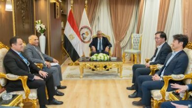 وزير الإنتاج الحربي يبحث مع “Hanwha الكورية” تعزيز التعاون المشترك