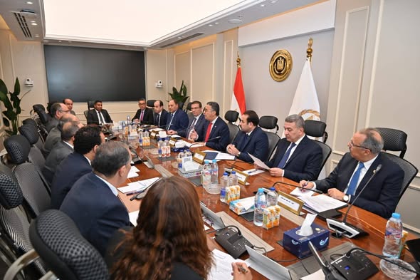 وزيرا التموين والزراعة ورئيس جهاز مستقبل مصر يبحثون مستقبل صناعة السكر وتعزيز الاكتفاء الذاتي