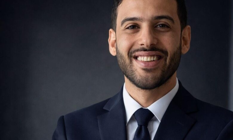 باهر عبدالعزيز: ضغوط الفائدة وقوة الدولار تدفع الذهب للتراجع مؤقتًا