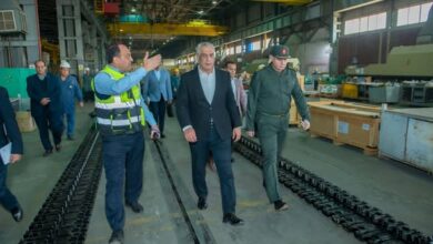 مصنع 200 الحربي.. وزير الإنتاج الحربي يتفقد مصانع المدرعات وأبو زعبل لمتابعة الإنتاج