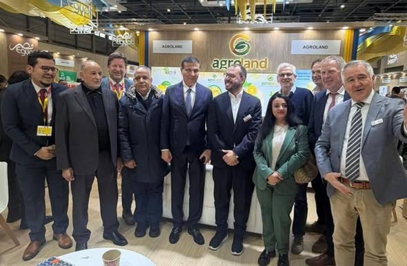 من “برلين”.. وزير الزراعة يبحث تعزيز التعاون مع كبرى الشركات الهولندية لرفع قدرات التصدير والإنتاج الزراعي