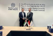 “السبكي” يبحث تعزيز التعاون مع مؤسسة الإمارات للخدمات الصحية
