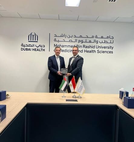 “السبكي” يبحث تعزيز التعاون مع مؤسسة الإمارات للخدمات الصحية