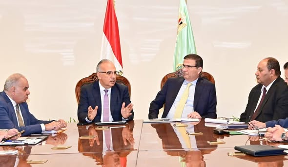 وزيرا الزراعة والري يترأسان اجتماع اللجنة التنسيقية المشتركة لتطوير المساقي وزيرا الزراعة والري يترأسان اجتماع اللجنة التنسيقية المشتركة لتطوير المساقي