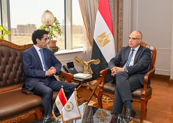 مصر والشبكة الإسلامية للمياه يعززان التعاون في إدارة الموارد المائية