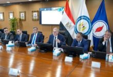 البترول يعتمد الموازنات الاستثمارية لشركتي التعاون للبترول وأسيوط لتكرير البترول