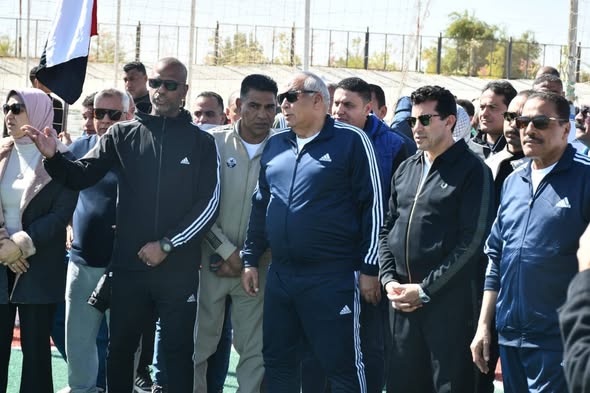 وزير الشباب يفتتح ملاعب رياضية جديدة بمجمع الخدمات الحكومية بالوادي الجديد