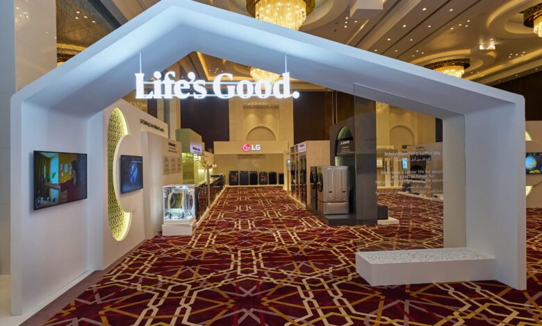 بالصور.. إل جي إلكترونيكس تكشف عن حلول منزلية ذكية مدعومة بالذكاء الاصطناعي خلال InnoFest 2026 بالصور.. إل جي إلكترونيكس تكشف عن حلول منزلية ذكية مدعومة بالذكاء الاصطناعي خلال InnoFest 2026
