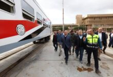 وزير النقل يتفقد ورش كوم أبو راضي ويؤكد على تطوير السكك الحديدية