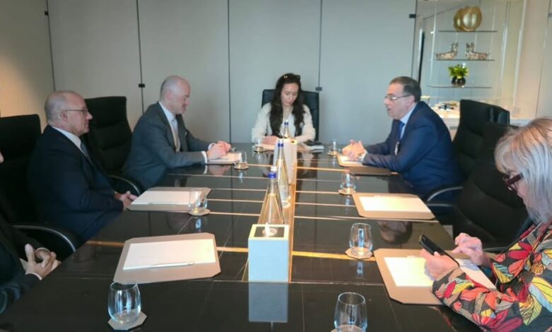 “التنظيم والإدارة” يبحث التعاون مع Oracle لتطوير التحول الرقمي في الحكومة المصرية “التنظيم والإدارة” يبحث التعاون مع Oracle لتطوير التحول الرقمي في الحكومة المصرية