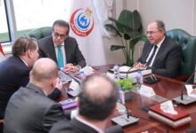 وزير الصحة يبحث مع «جنرال إلكتريك» توطين صناعة صبغات الأشعة داخل مصر