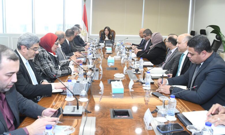 راندة المنشاوي.. تفاصيل أول اجتماع لوزيرة الإسكان بعد حلف اليمين