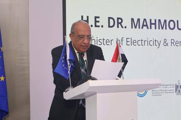 وزير الكهرباء: نستهدف الوصول بالطاقات المتجددة إلى 42% بحلول 2030