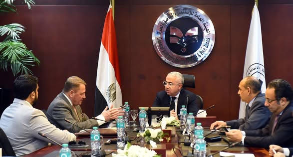 لأول مرة.. “جارديان جلاس” تطلق تكنولوجيا جديدة لطلاء الزجاج تخفض استهلاك الكهرباء بنسبة 40% لأول مرة.. “جارديان جلاس” تطلق تكنولوجيا جديدة لطلاء الزجاج تخفض استهلاك الكهرباء بنسبة 40%