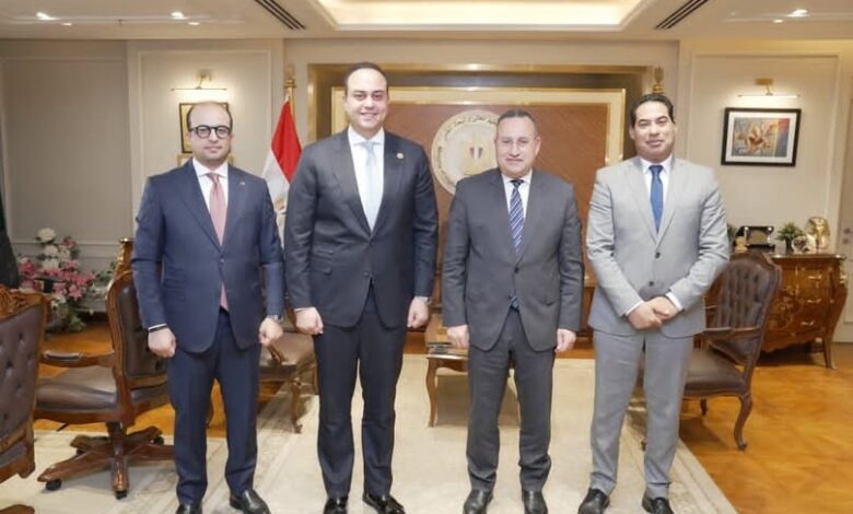 “التعليم العالي” و”الرعاية الصحية” يبحثان سبل تعزيز التعاون بين الجامعات المصرية ومنظومة التأمين الصحي