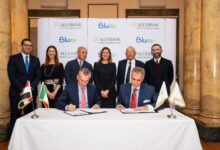 بنك الإسكندرية يوقع مذكرة تفاهم مع بلو إي ڤي لتعزيز التنقل الكهربائي وتمويل الدراجات الصديقة للبيئة في مصر