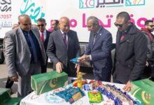 محافظ القاهرة يستقبل قوافل مبادرة “أبواب الخير” في الأسمرات بالتعاون بين صندوق تحيا مصر والتضامن