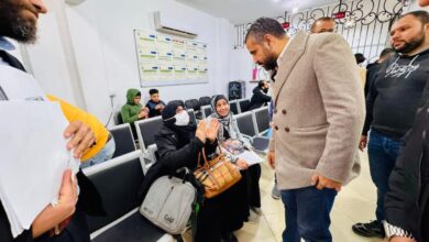 المهندس محمود مراد يتفقد المركز التكنولوجي لعملاء التقنين بالعبور الجديدة