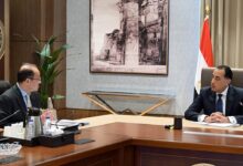 رئيس الوزراء يتابع مع وزير المالية تطورات المراجعة الجارية مع صندوق النقد الدولي