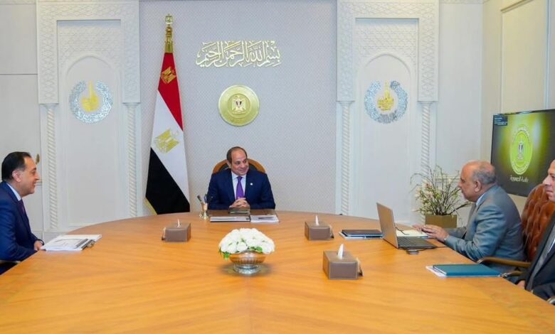 السيسي يطلع على خطة تأمين الكهرباء لمواجهة صيف 2026 السيسي يطلع على خطة تأمين الكهرباء لمواجهة صيف 2026