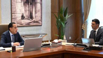 وزير الصناعة يستعرض خطة زيادة الصادرات غير البترولية وتعميق التصنيع المحلي