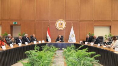 انعقاد الجلسة الإجرائية لجامعة عين شمس الأهلية واختيار محمد عوض تاج الدين رئيسًا لمجلس الأمناء