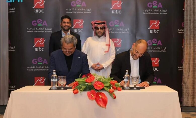 تركي آل الشيخ يرعى اتفاقًا لإنتاج برامج ومنوعات وأعمال درامية للسوق المصري تركي آل الشيخ يرعى اتفاقًا لإنتاج برامج ومنوعات وأعمال درامية للسوق المصري