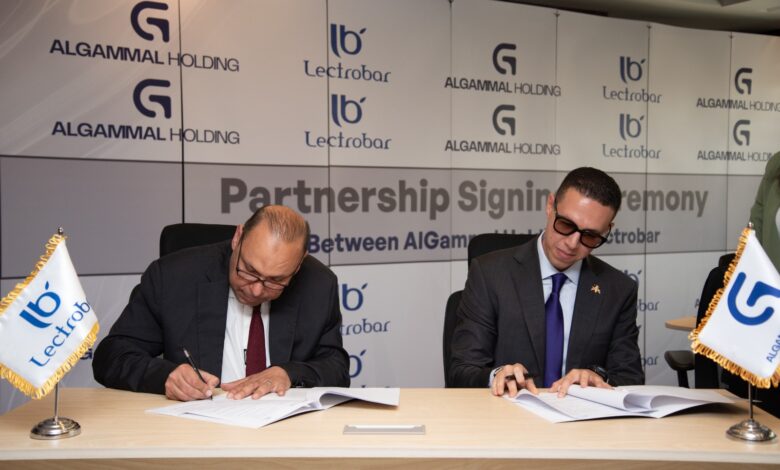 الجمال القابضة وLectrobar توقعان اتفاقية شراكة استراتيجية لتعزيز حلول توزيع الطاقة الكهربائية الجمال القابضة وLectrobar توقعان اتفاقية شراكة استراتيجية لتعزيز حلول توزيع الطاقة الكهربائية