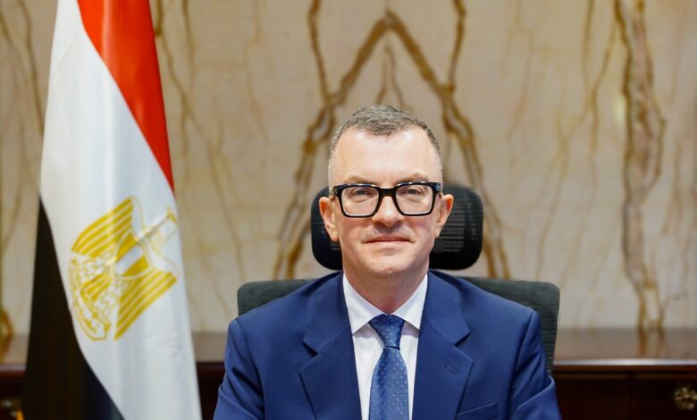 الدكتور أحمد رستم: تحسين الوضع الاقتصادي وزيادة دور القطاع الخاص على رأس أولوياتنا