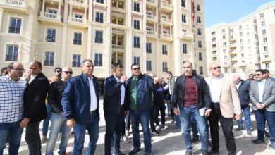 شريف الشربيني يكشف معدلات تنفيذ 10 آلاف وحدة بالحي اللاتيني في العلمين الجديدة