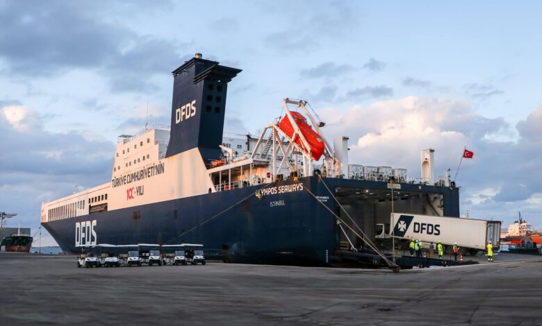 مزايا خط الرورو لنقل الحاصلات الزراعية والمنتجات سريعة التلف