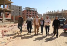 رئيس مدينة 6 أكتوبر يجري جولة ميدانية لتفقد منطقتي «جنة» و«بيت الوطن»
