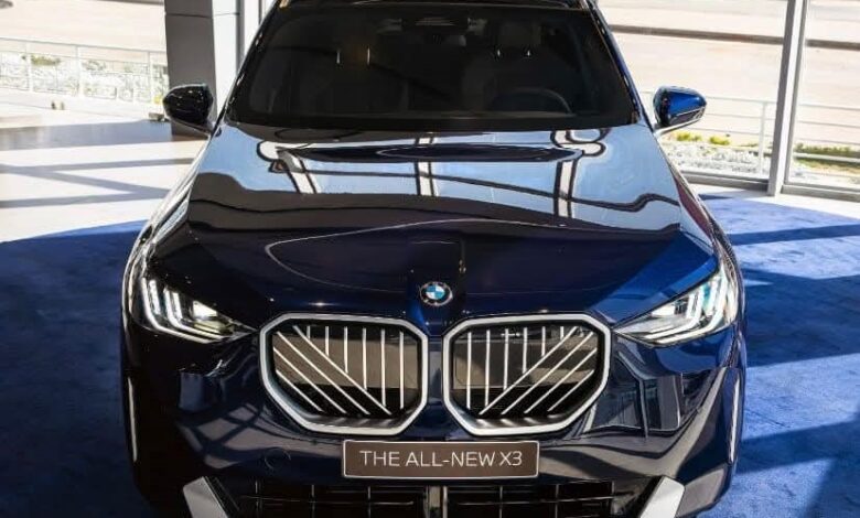 خروج الجيل الرابع الجديد كليًا من BMW X3 من مصنع جلوبال أوتو في السادس من أكتوبر خروج الجيل الرابع الجديد كليًا من BMW X3 من مصنع جلوبال أوتو في السادس من أكتوبر