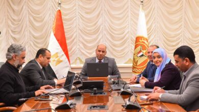 حسن رداد يبحث مع الملحقين العماليين بالخارج تعزيز فرص التشغيل ودعم العمالة المصرية حسن رداد يبحث مع الملحقين العماليين بالخارج تعزيز فرص التشغيل ودعم العمالة المصرية